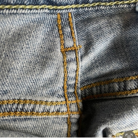 Levi’s - Picture 4 of 11